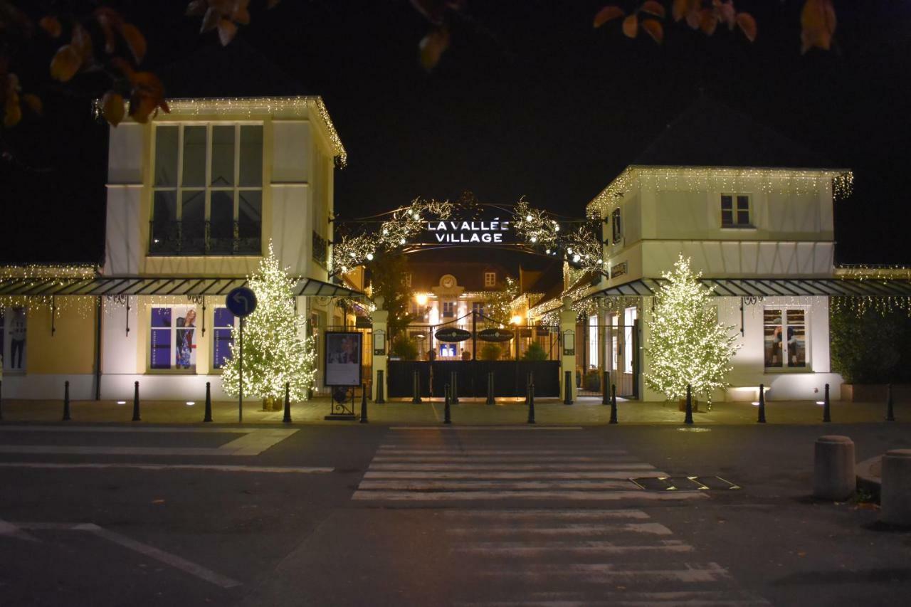 Duplex A 1 Kilometre De Disneyland Paris مونتِفرا المظهر الخارجي الصورة